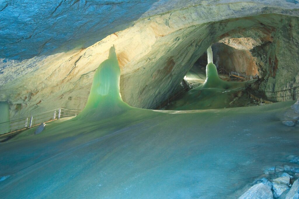 austria-ice-caves