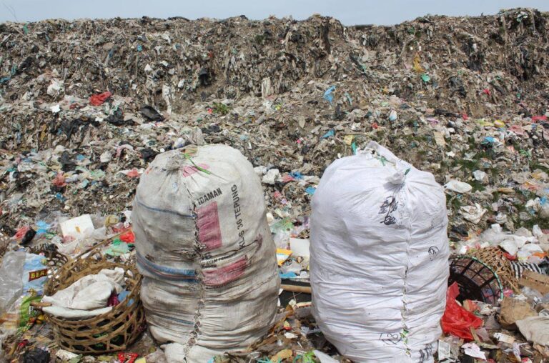 toneladas de plastico