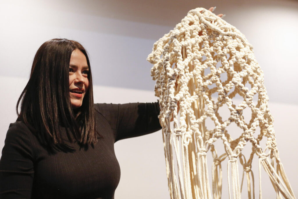 México combate la contaminación de los ríos con cabello humano