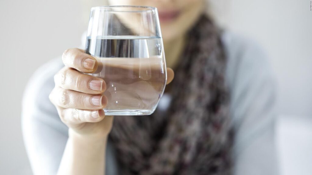 Tomar agua, el reto