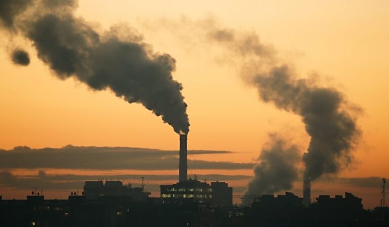 China da un paso histórico: promete recortar sus emisiones por primera vez