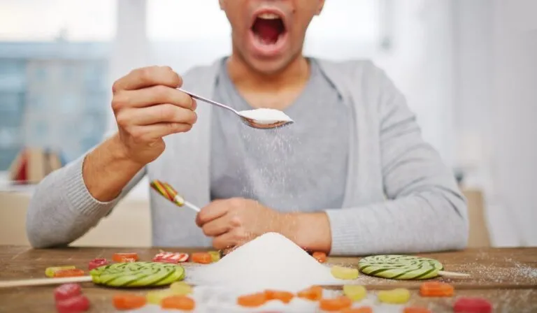 El calor hace que comamos más azúcar, alerta estudio sobre cambio climático