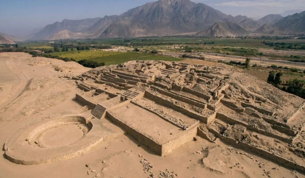 Peñico: la ciudad perdida del desierto peruano que venció al cambio climático sin guerras