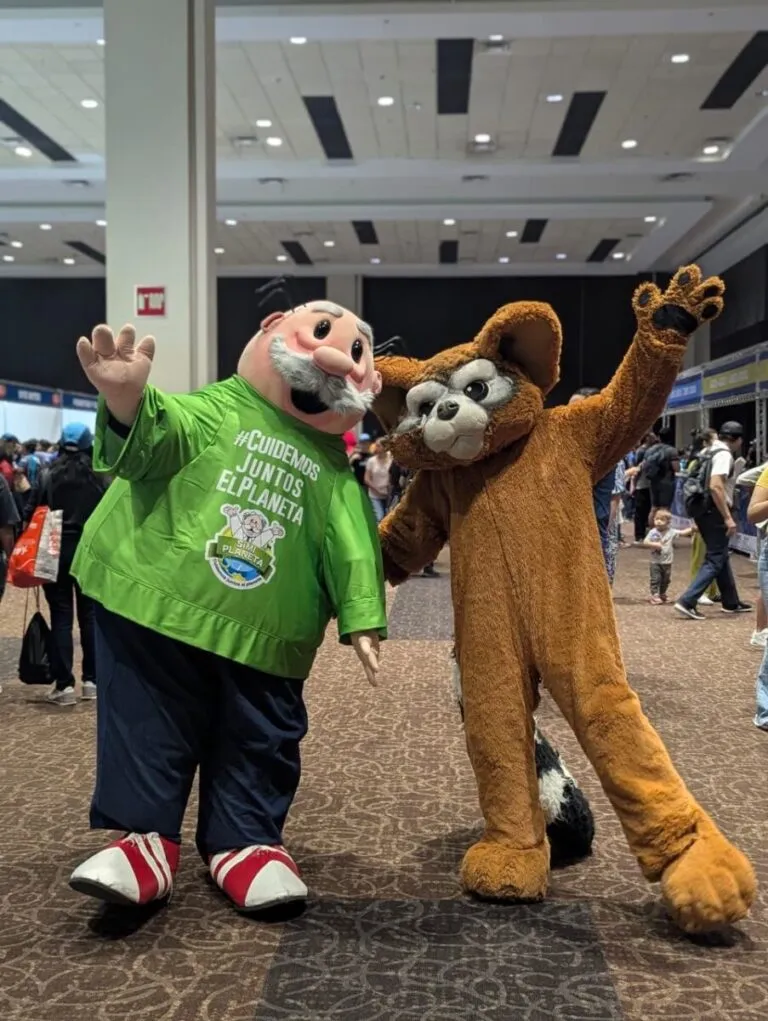 Víctor González Herrera, CEO de Farmacias Similares, aseguró que la convocatoria demuestra el interés de la población por cuidar el planeta.
