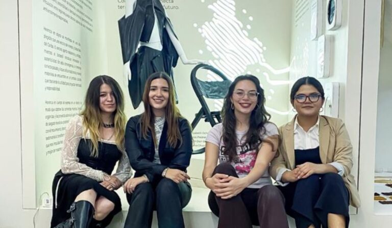 Cuando el sargazo se vuelve diseño: estudiantes de Nuevo León crean biotextil sostenible y ganan premio nacional