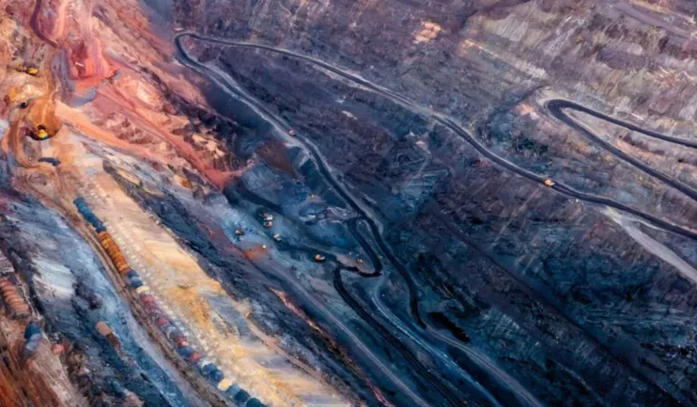 El supervolcán que podría cambiar la energía limpia: hallan el mayor yacimiento de litio del mundo en EE. UU.