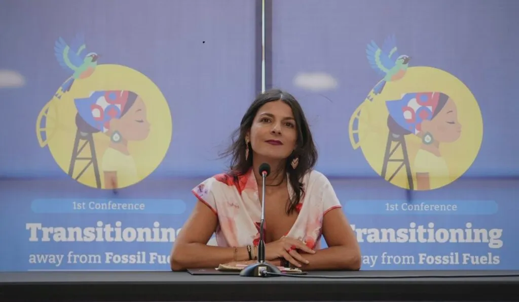 Colombia reúne a 60 países en cumbre climática sin Trump para acelerar salida de combustibles fósiles