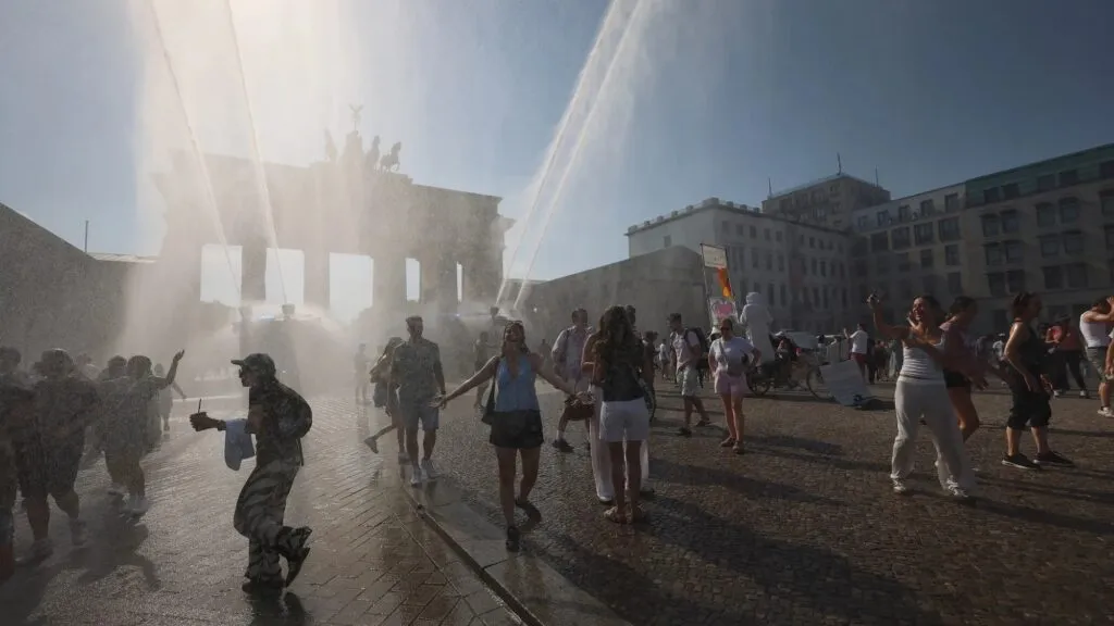 Calor extremo aumenta los riesgos ambientales y sanitarios ante el cambio climático