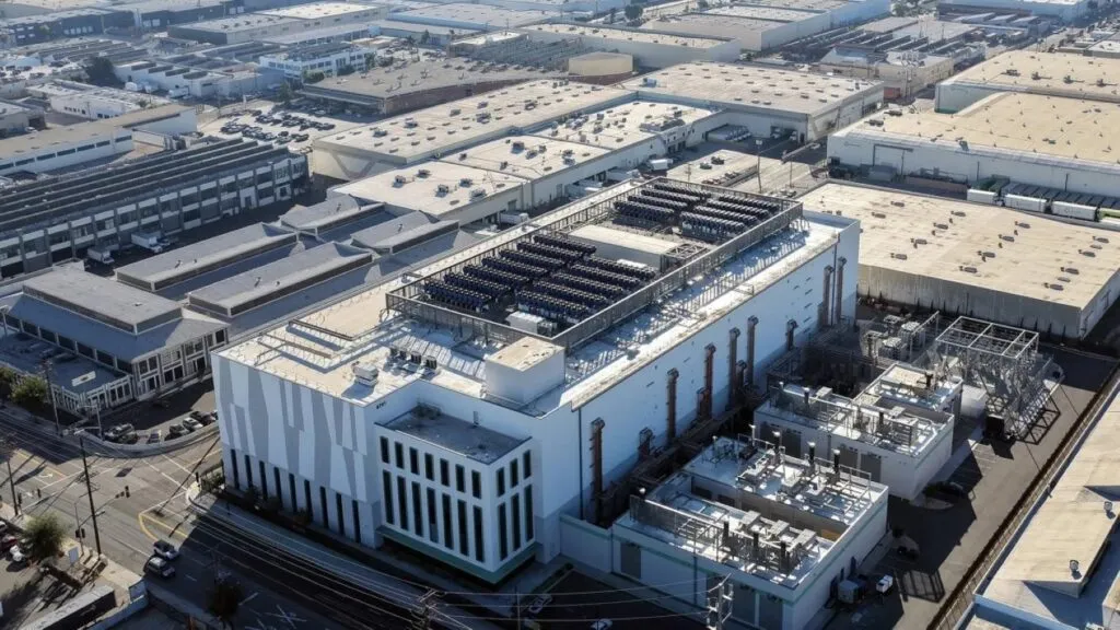 Centros de datos aumentan el consumo de agua y energía por el crecimiento de la inteligencia artificial