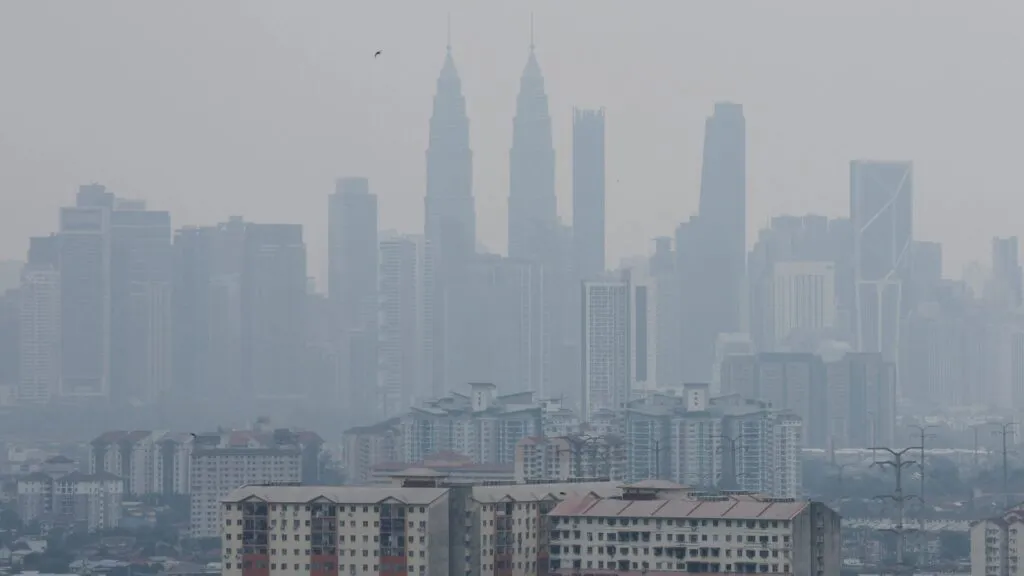 Malasia enfrenta contaminación peligrosa por incendios forestales
