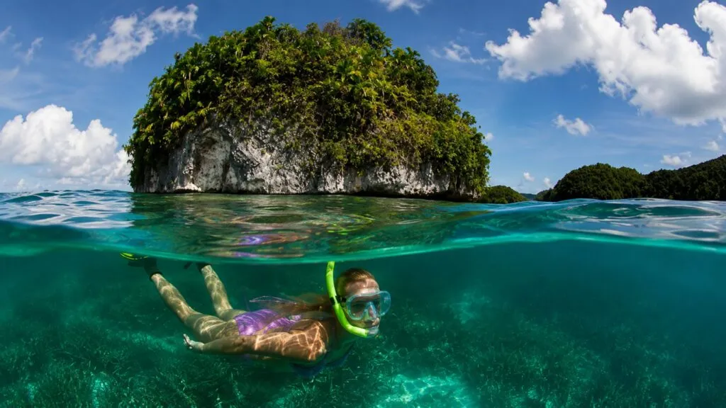 Palau Pledge protege las islas y arrecifes de Palaos mediante turismo sustentable