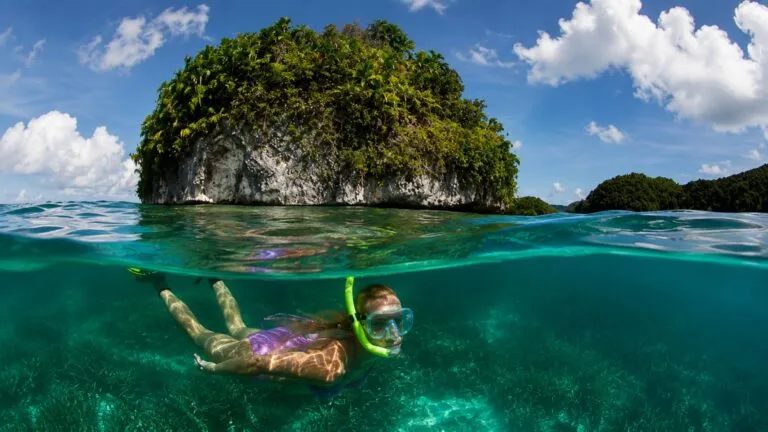 Palau Pledge protege las islas y arrecifes de Palaos mediante turismo sustentable