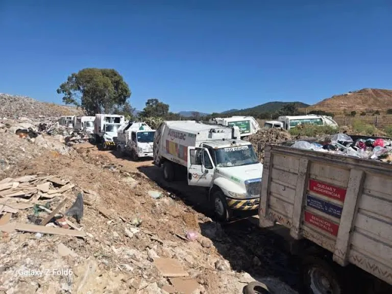 Emergencia ambiental en Tlaxcala por saturación del relleno sanitario de Atlangatepec y acumulación de residuos sólidos.